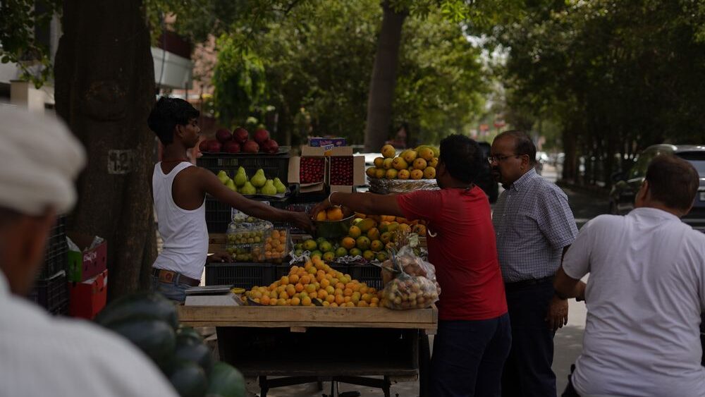 Puesto de frutas en un mercado